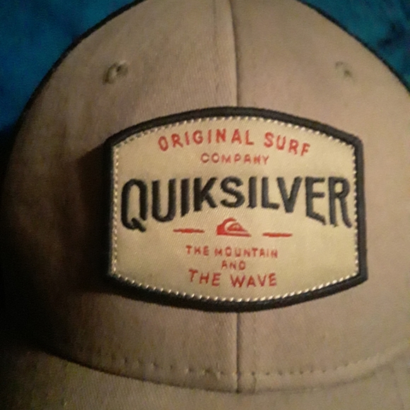 Quicksilver Unisex Snap-Back Ball Cap/Hat - Picture 6 of 16